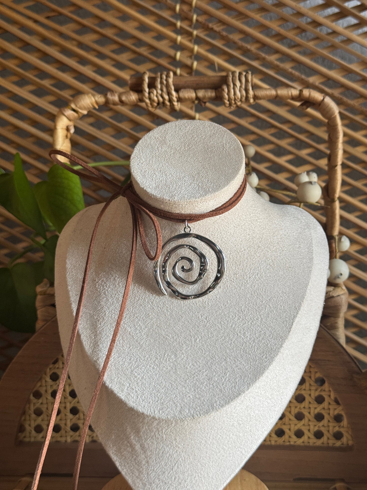 large swirl stainless steel brown suede necklace