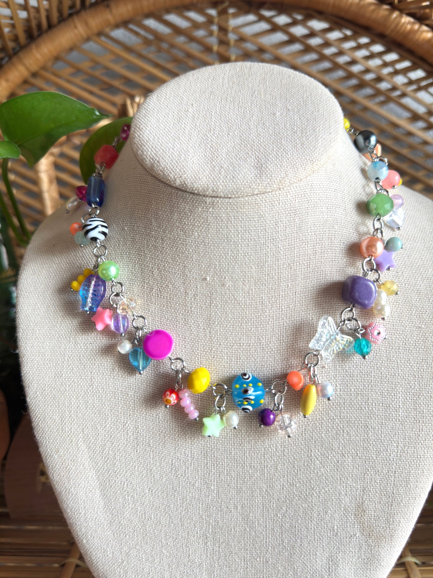 happy in my mind v2 clutter necklace