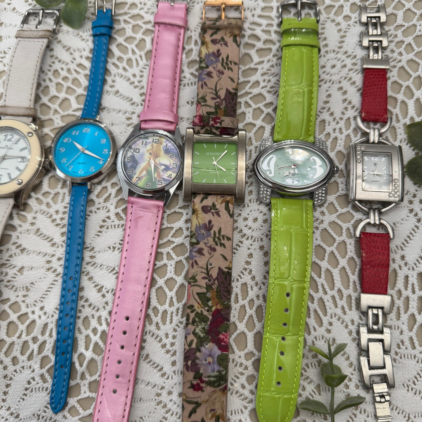 vintage + modern watches #3 scroll down to read descriptions!