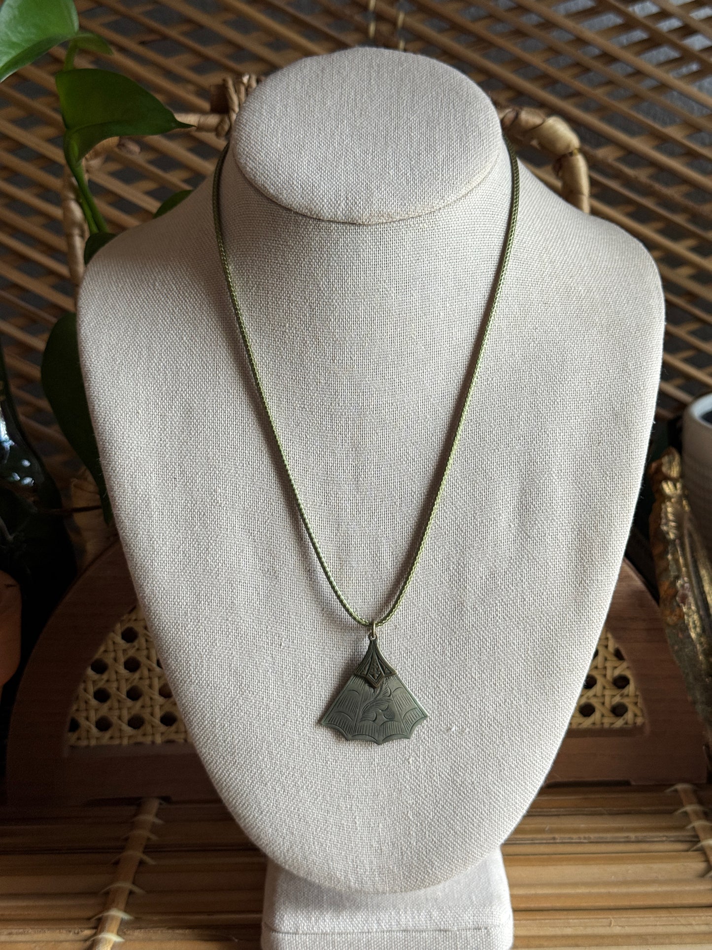 medieval waves cord necklace