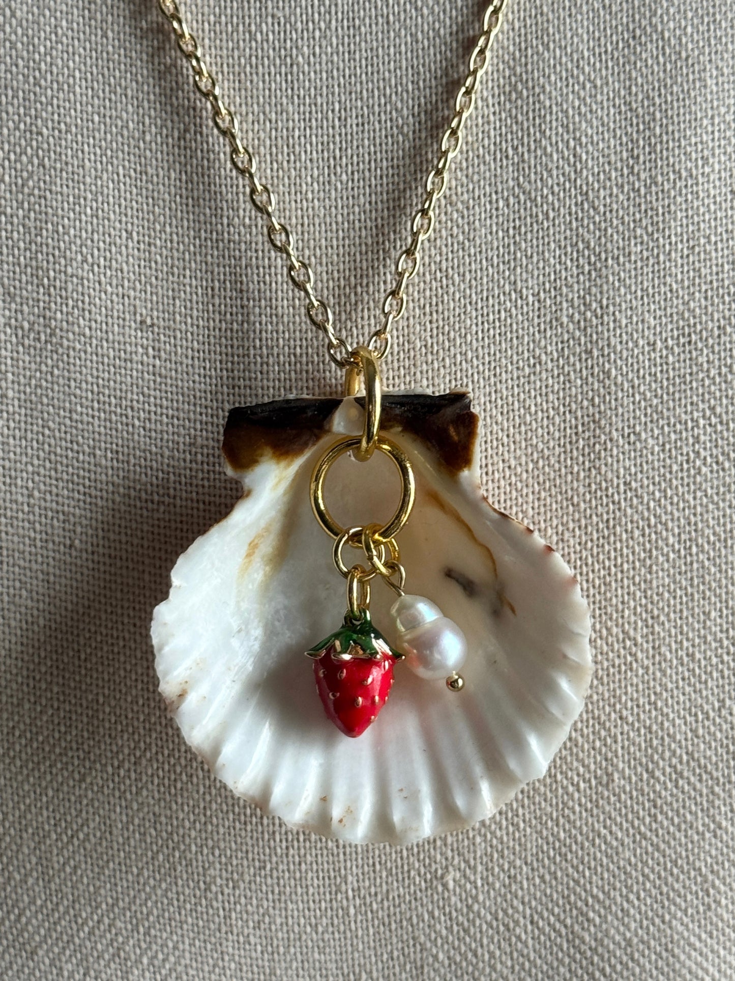 golden berry shell necklace
