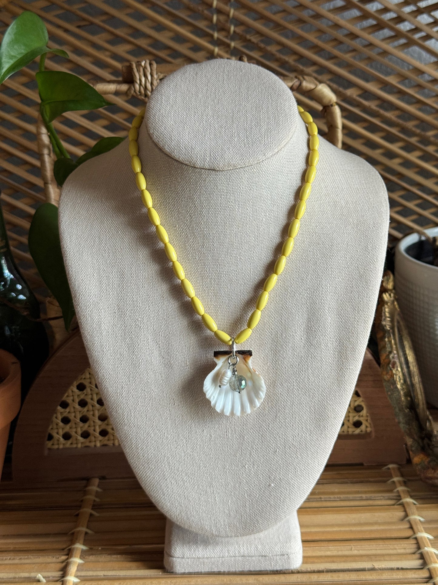 sun-kissed shell necklace
