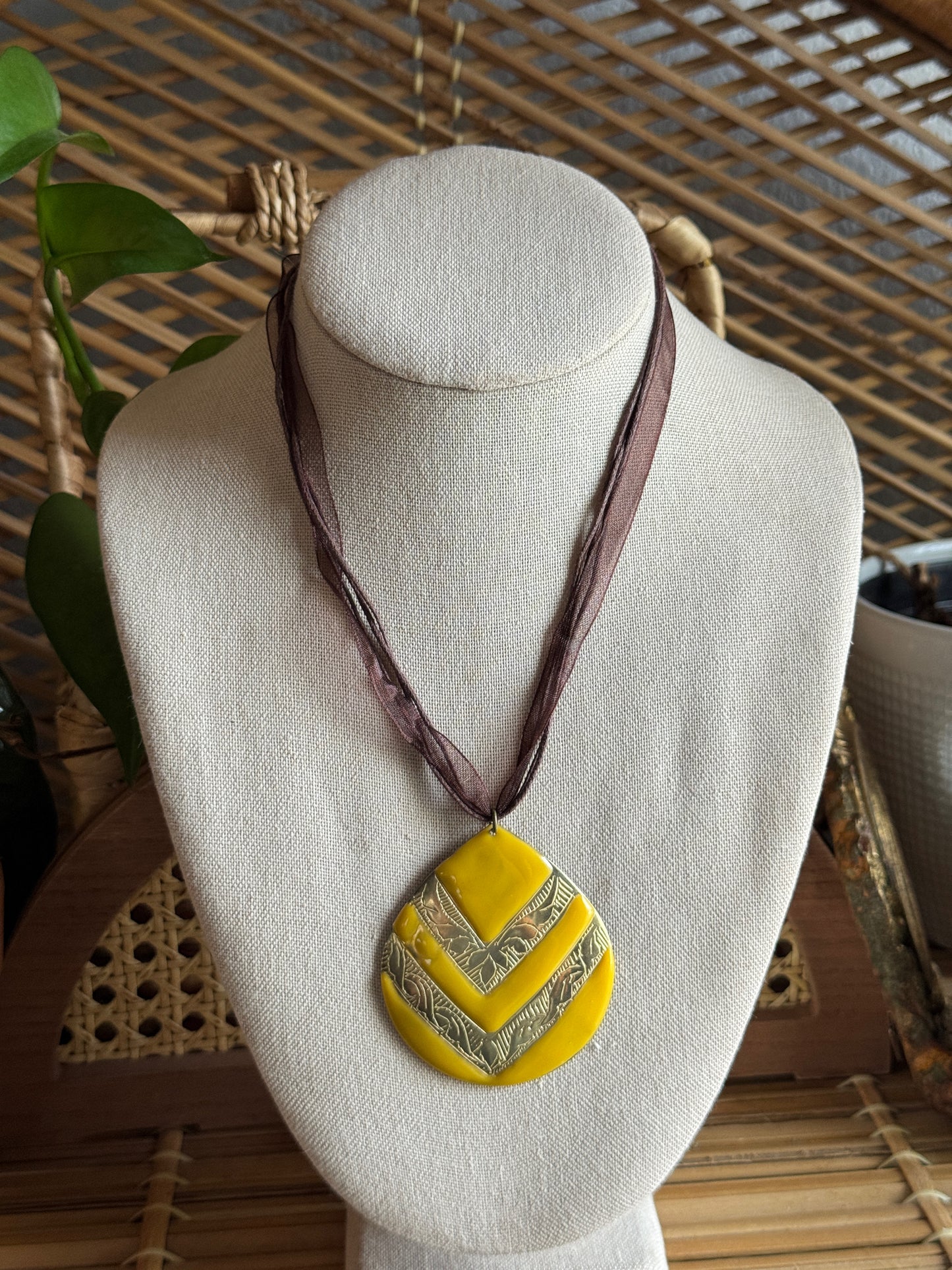yellow & mellow ribbon necklace