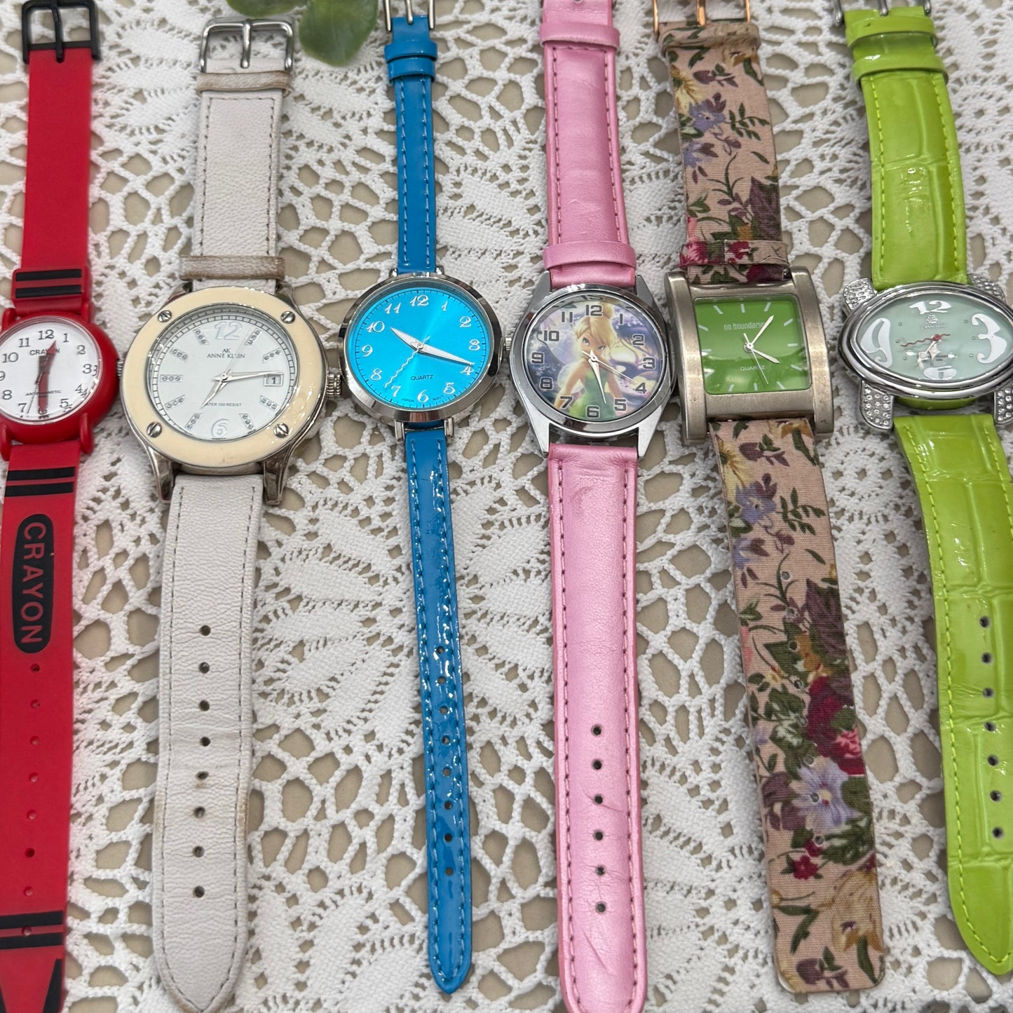 vintage + modern watches #3 scroll down to read descriptions!