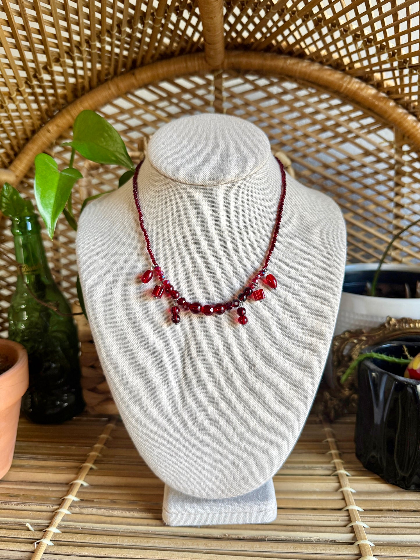 scarlet necklace