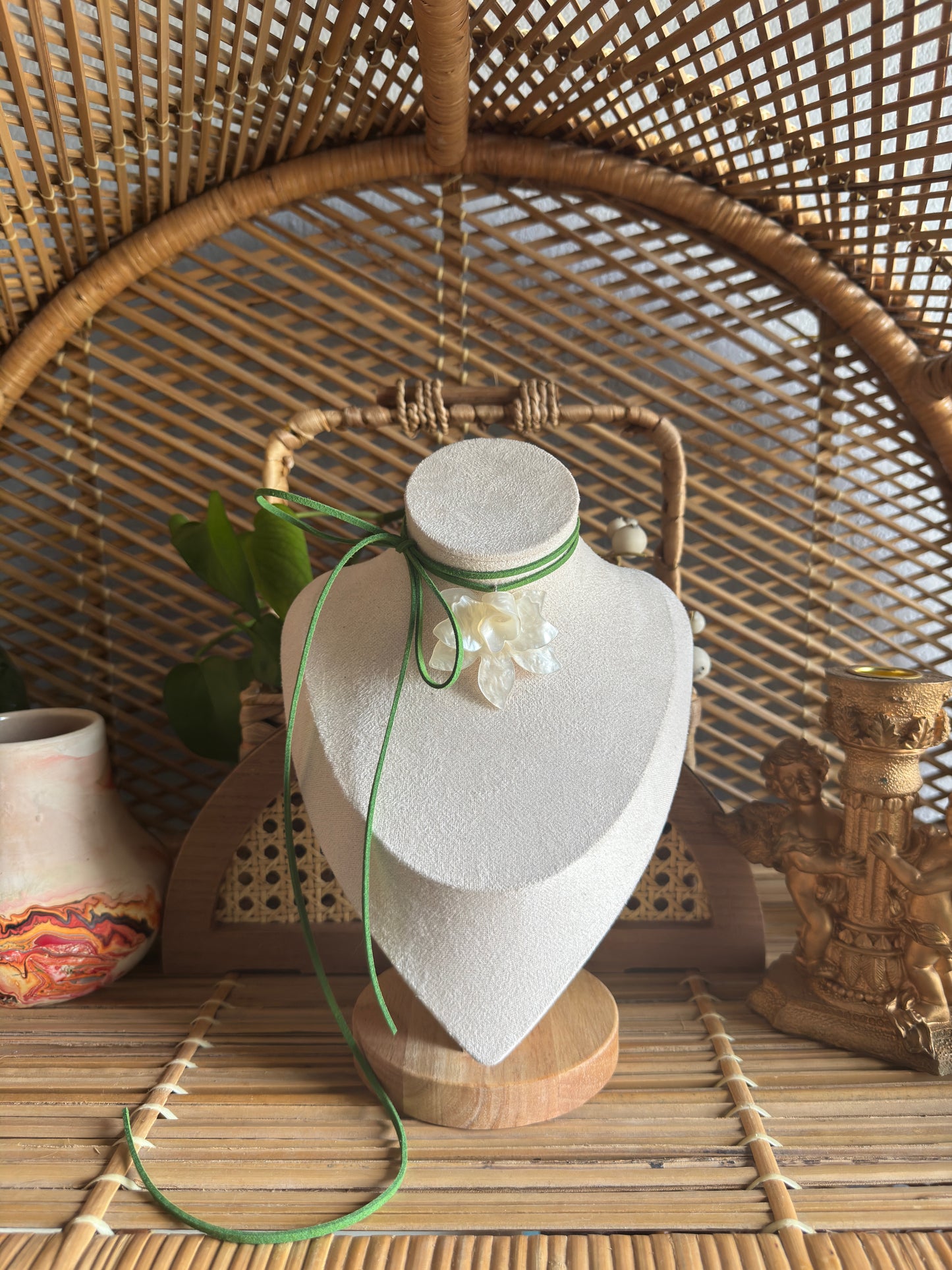 cream flower green suede necklace