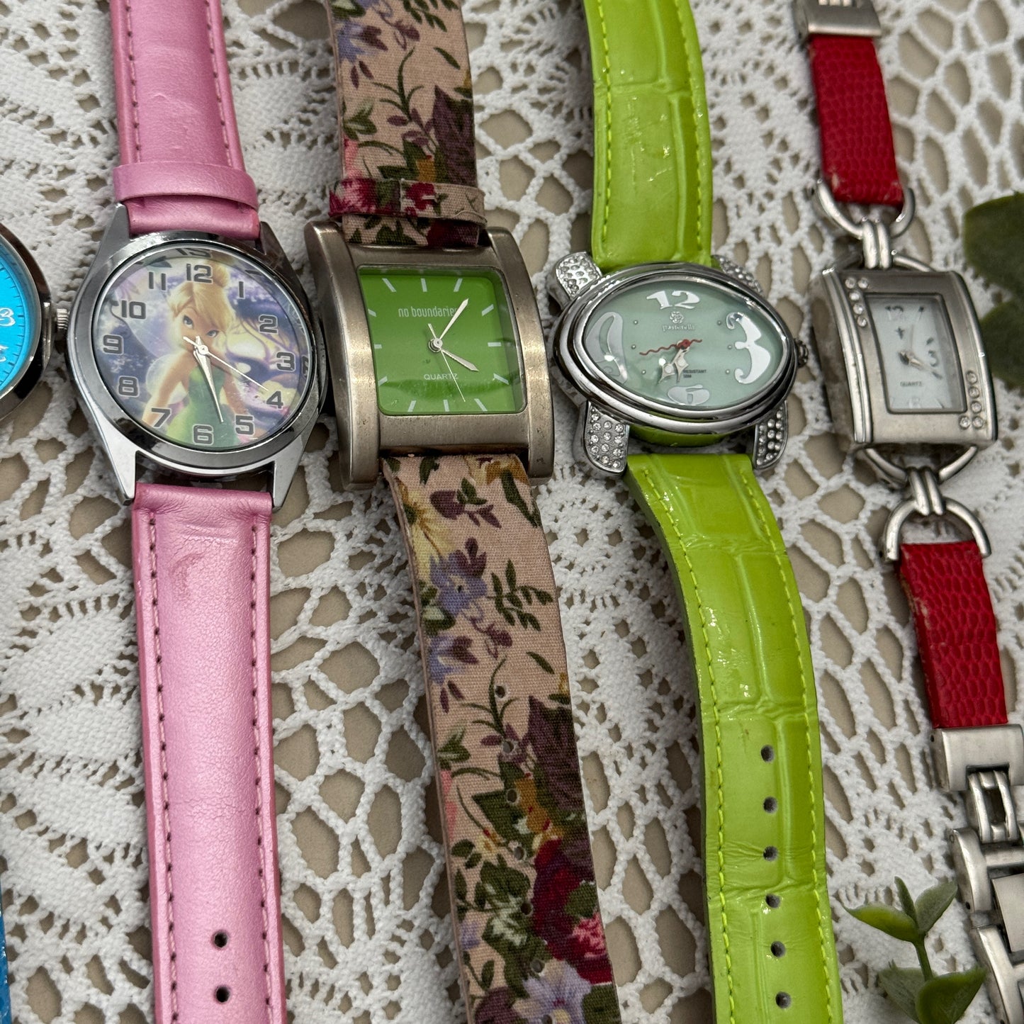 vintage + modern watches #3 scroll down to read descriptions!