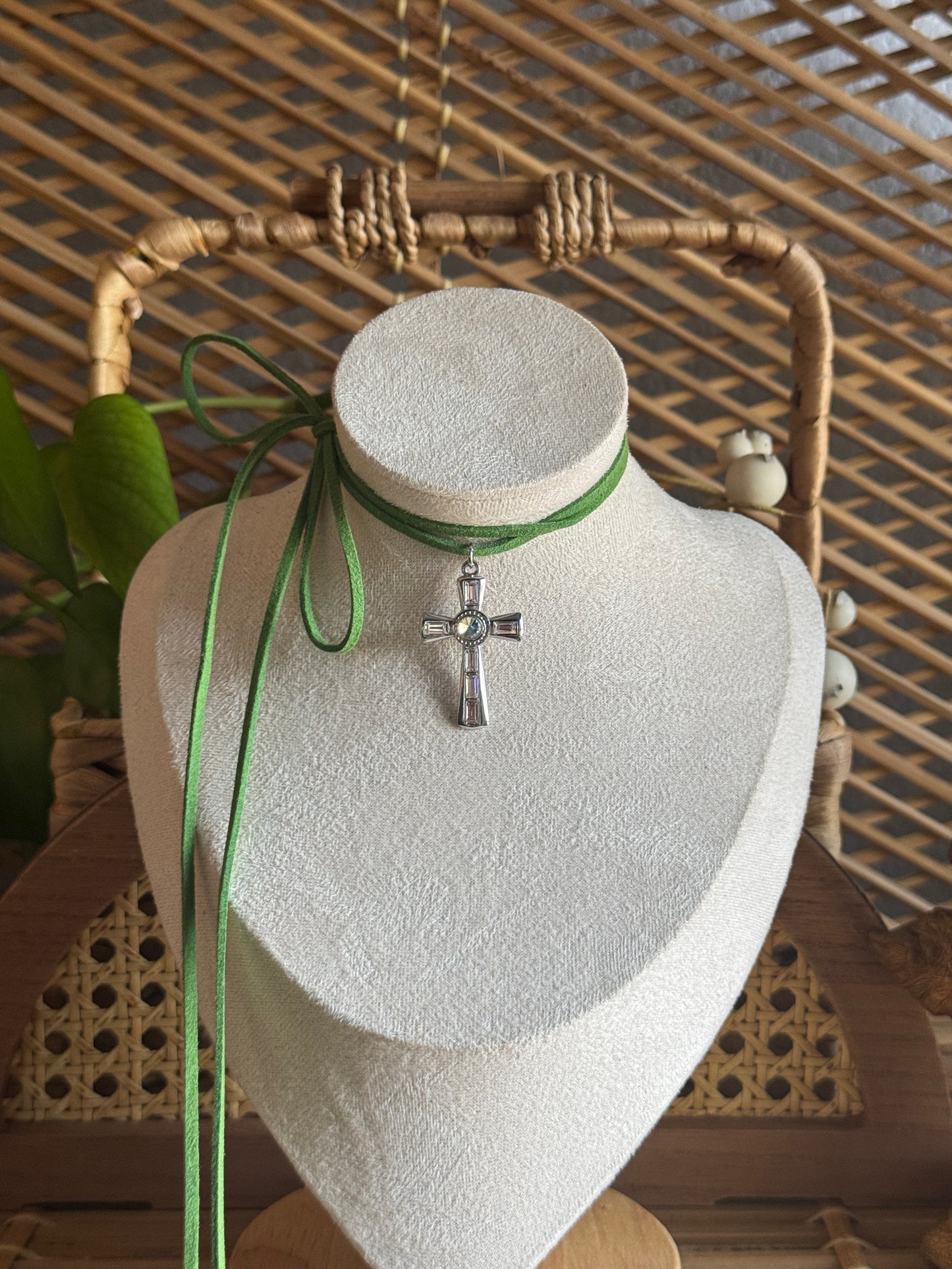 rhinestone cross stainless steel green suede necklace