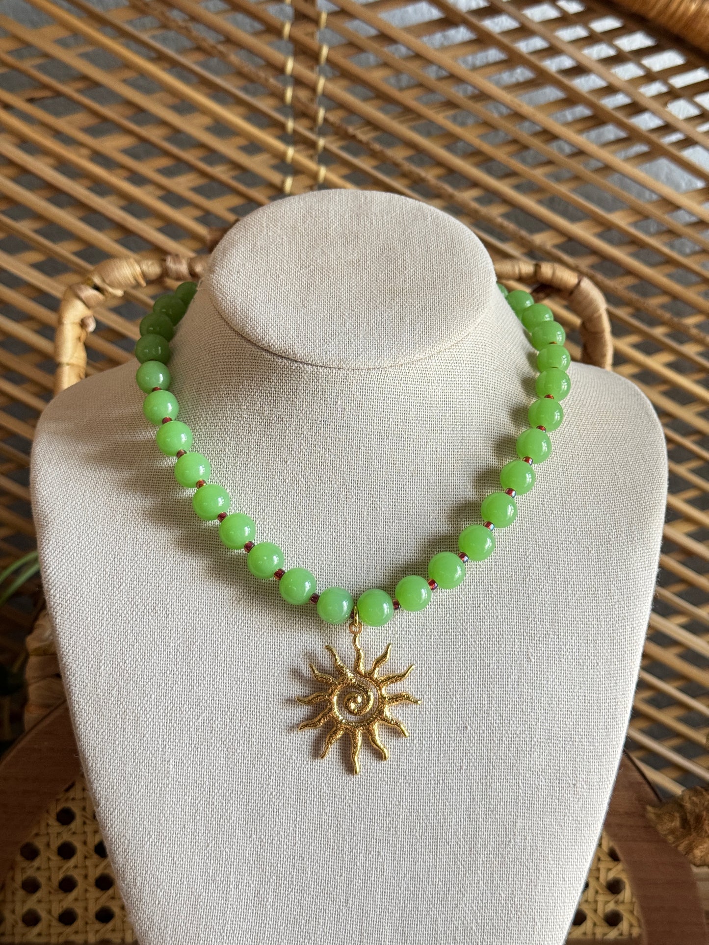 sun grapes necklace