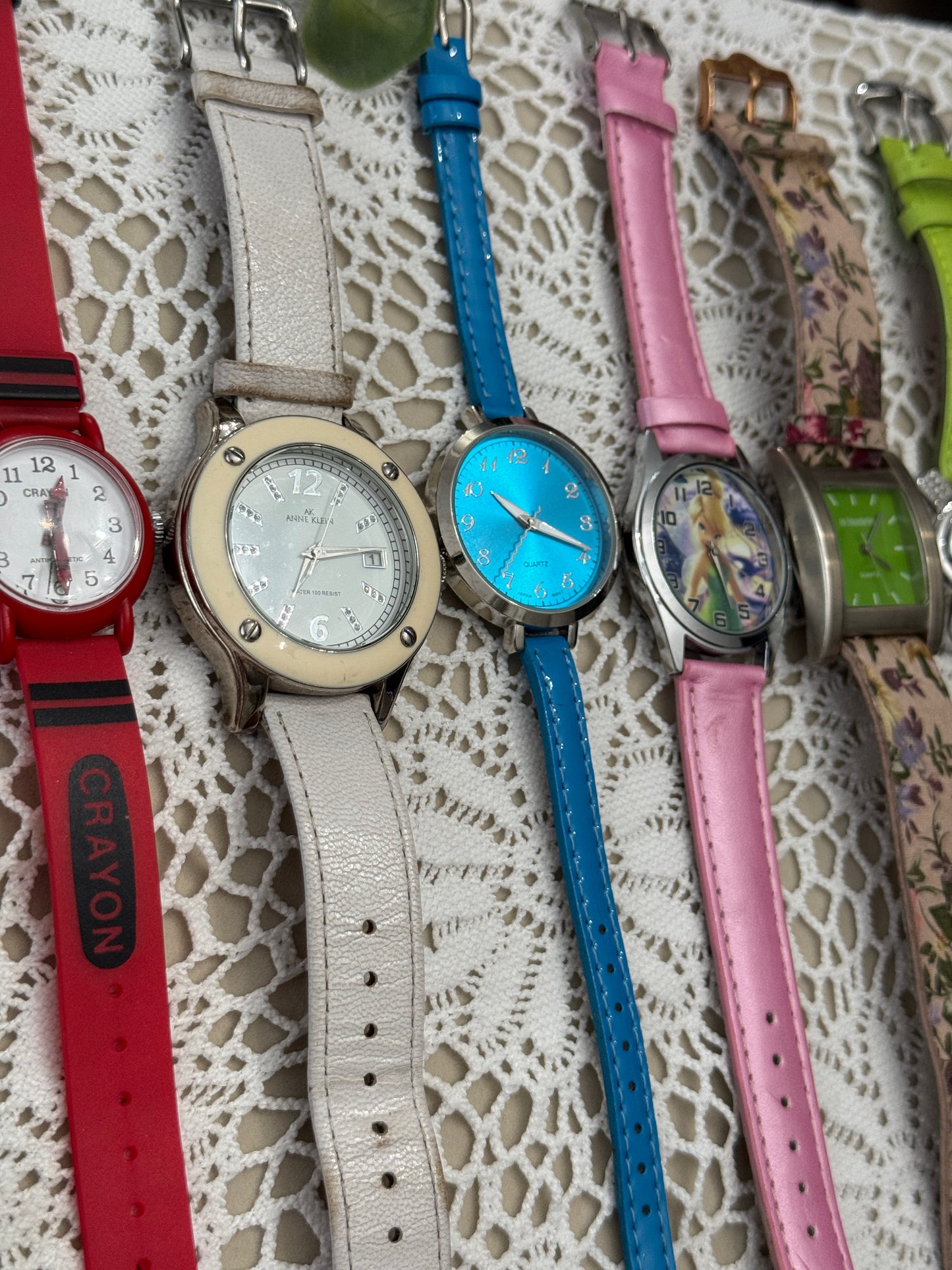 vintage + modern watches #3 scroll down to read descriptions!