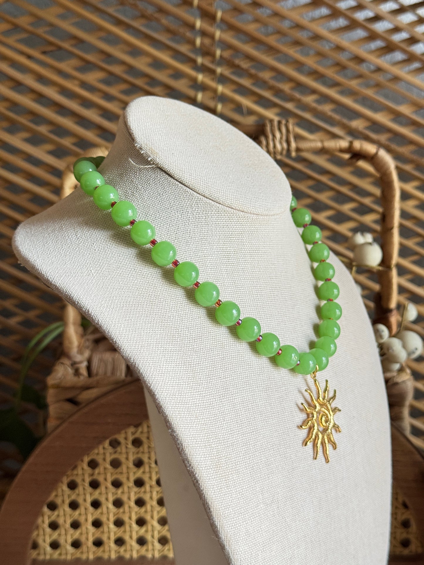 sun grapes necklace