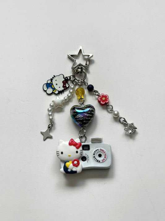 hello kitty camera keychain