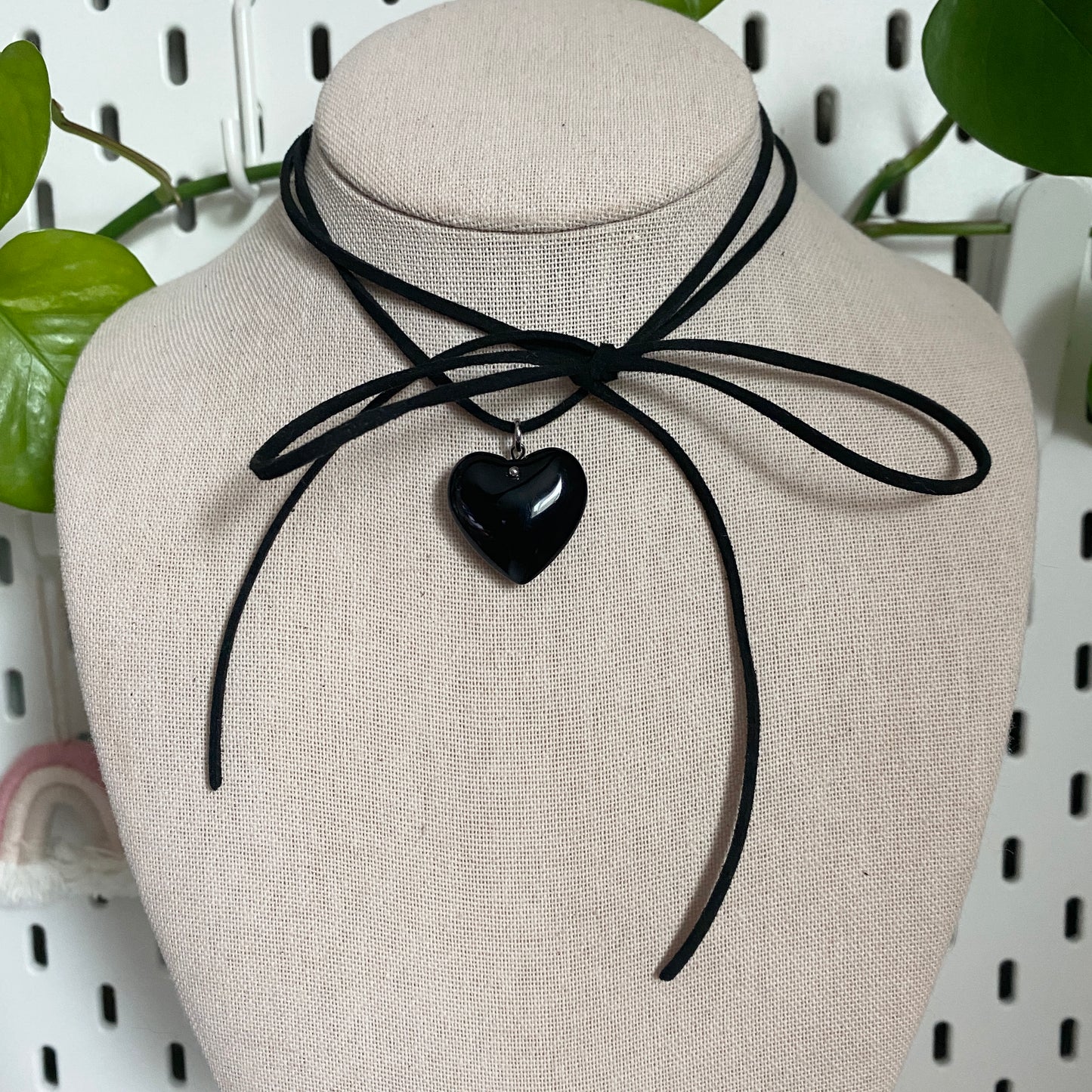 black small glass heart suede cord necklace
