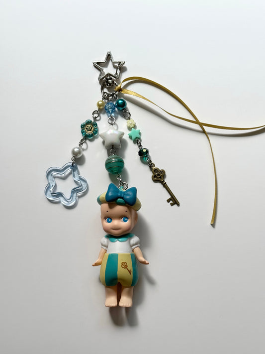 wonderland sonny angel keychain