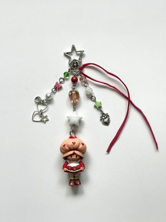vintage strawberry shortcake keychain