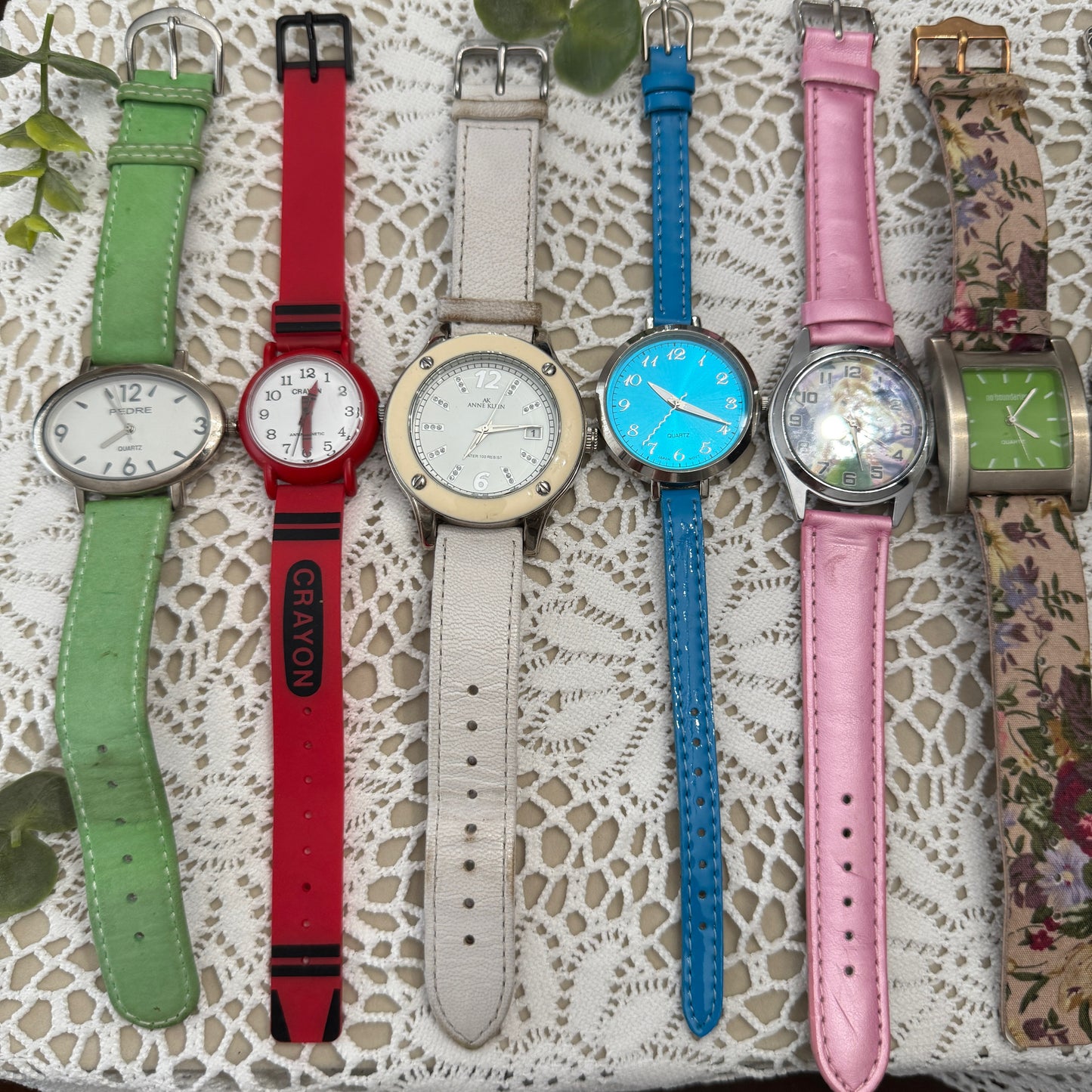 vintage + modern watches #3 scroll down to read descriptions!