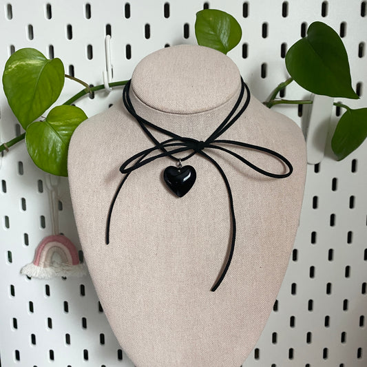 black small glass heart suede cord necklace