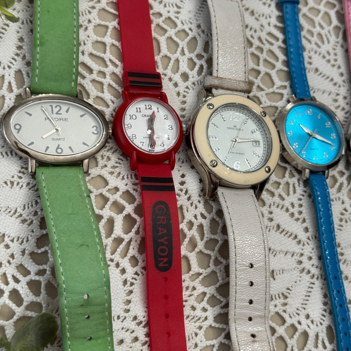 vintage + modern watches #3 scroll down to read descriptions!